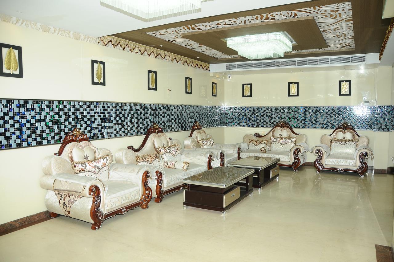 Hotel Rajahamsa Anantapur Eksteriør bilde